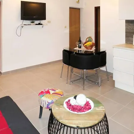 Two Bedroom Appartamento